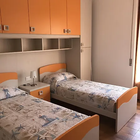 Maraschino アパート *