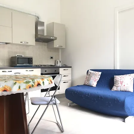 アパート Maraschino