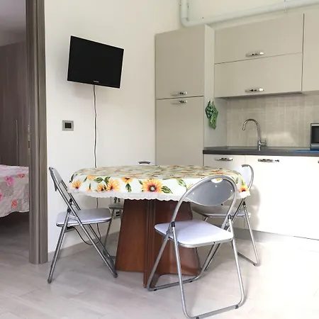 Maraschino アパート *