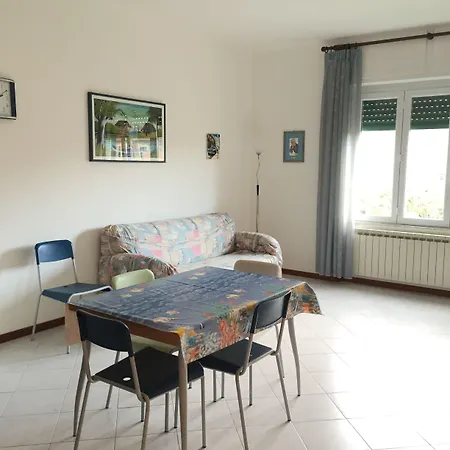 アパート Maraschino