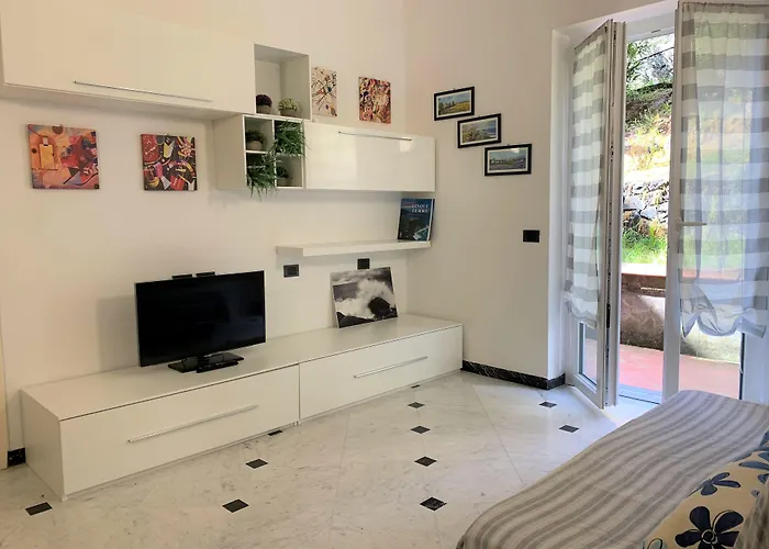 아파트 Maraschino *