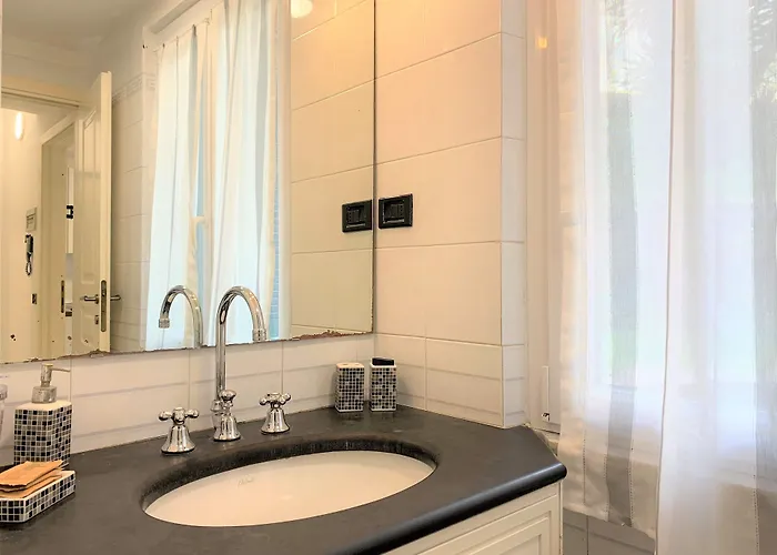 아파트 Maraschino *